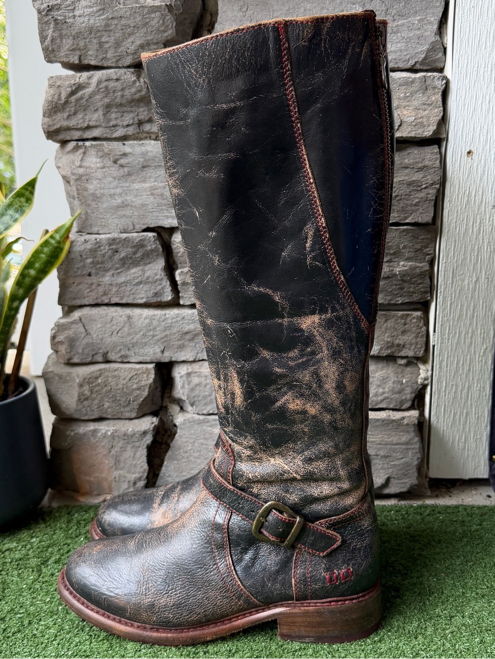 Bed|Stū Glaye Distressed Leather Women’s Tall Riding Boots